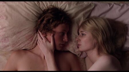 Elizabeth Debicki nue – Breath (2017) HD 1080p Regarder en ligne / Elizabeth Debicki – Breath