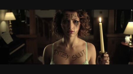 Emily Rudd, Shelby Steel, etc. - House Mother (2017) HD 1080p - Des scènes de nudité ? Ça va chauffer ! Regarder en ligne / Emily Rudd, Shelby Steel