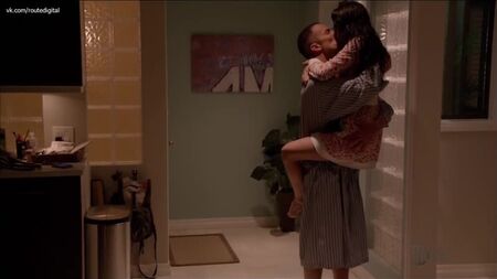 Aimee Garcia nue – Dexter s08e01 (2013) HD 1080p Regarder en ligne / Aimee Garcia – Dexter