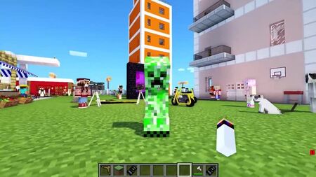 [EvgenBro] Minecraft : je suis une fille, je filme des vidéos TikTok marrantes sur Minecraft, pour les débutants et les pros, vidéos de trollage MINECRAFT