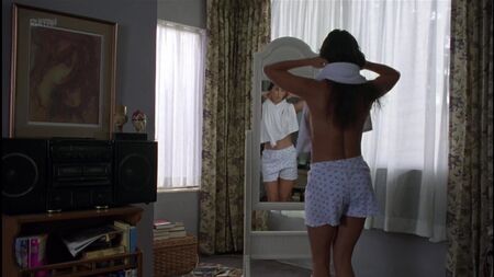Demi Moore nue - Strip-tease (États-Unis, 1996) 1080p Regarder en ligne