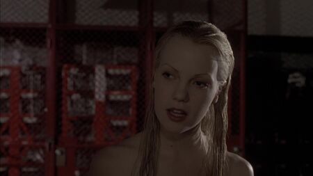 Laura Harris nue - The Faculty (1998) HD 1080p