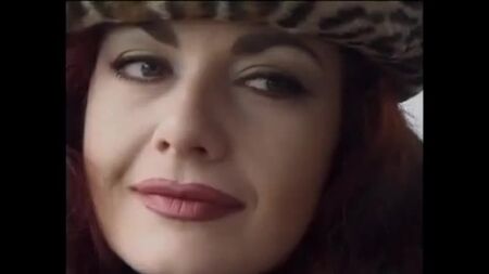 Jessica Rizzo, une belle MILF italienne