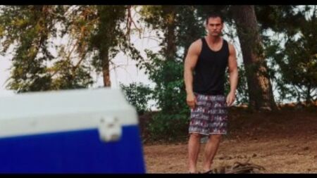 Sean William Scott