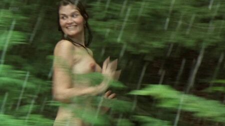 Marina Hands nue - Lady Chatterley (BE-FR 2006) 1080p - Regarder en ligne