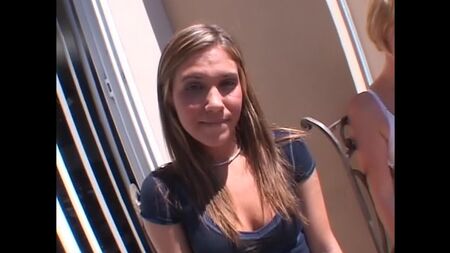 Dakoda Brookes - Double Stuffed : Les mignonnes du creampie 2