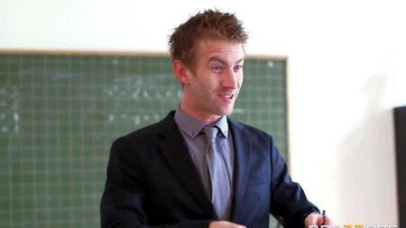 Le professeur a baisé un étudiant coquin