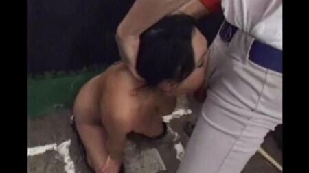 Basebobilist a durement baisé son jeune fan dans sa bouche