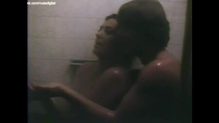 Edy Williams nue - Dr. Minx (1975) Regarder en ligne