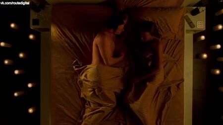 Jessalyn Gilsig, Joely Richardson, Aisha Tyler - Nip/Tuck (2004) saison 2, épisode 2 HD 1080p Sur le Web : des scènes de nudité ? Sexy ! Regarder en ligne