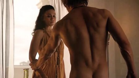 Spartacus, saison 3 : toutes les scènes de sexe