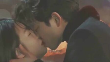GONG YOO : SCÈNE DE BAISER TORRIDE Tout