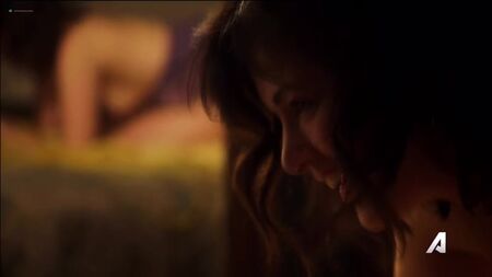 Joanna Going (scènes de nudité de Joanna Going dans « Kingdom », saison 3, épisode 3, 2017)