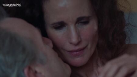 Andie MacDowell nue - Love After Love (États-Unis, 2018) 1080p WEB Regarder en ligne / Andie MacDowell - D'amour en amour