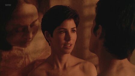 Dana Delany nue - Light Sleeper (États-Unis, 1992) 1080p WEB Regarder en ligne / Dana Delany - Light Sleeper