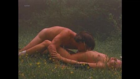 Jacqueline Lovell nue - Red Shoe Diaries, saison 4, épisode 6 (États-Unis, 1995)