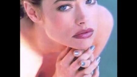 Denise Richards, jeune