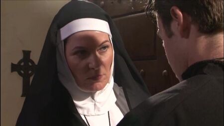 Scène 4 de « Bad Nun ». Magdalene St. Michaels, Tyler Nixon