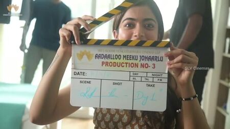 Réalisation de « Aadavallu Meeku Johaarlu » – Sharwanand, Rashmika Mandanna – Tirumala Kishor