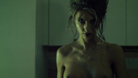 Daria Shy - Une petite intrigue