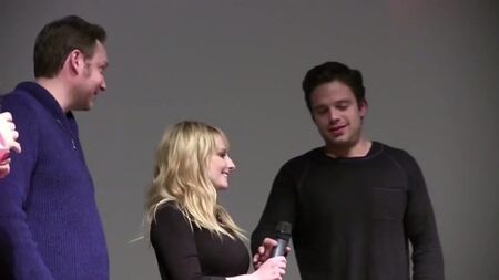 Sebastian Stan parle d'une scène de sexe