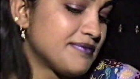 Lahore HEERA MANDI : une jeune Pakistanaise du Pendjab dans un plan à trois
