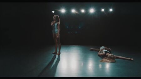 Bird Girls - Tate McRae et Briar Nolet