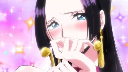 Scène ecchi tirée de l'anime « One Piece » montrant Boa Hancock nue