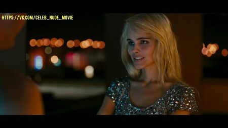 Isabel Lucas - The Loft (États-Unis, 2014)