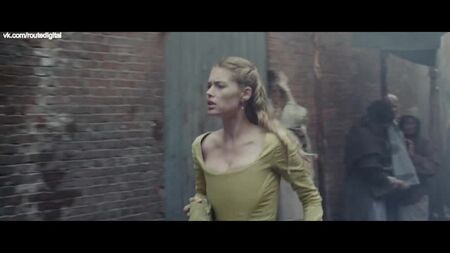 Doutzen Kroes - Nova Zembla (Pays-Bas, 2011) HD 1080p Blu-ray. Nue ? Sexy ! Regarder en ligne