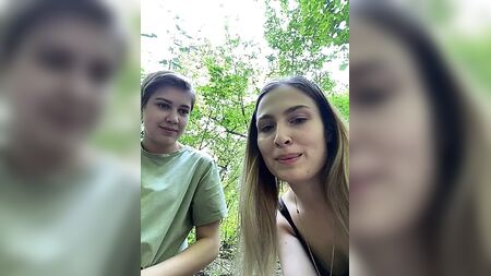 Des lesbiennes dans le parc
