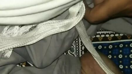 Sexe endormi avec Sali, sexe indien, sexe desi dans la chambre à coucher